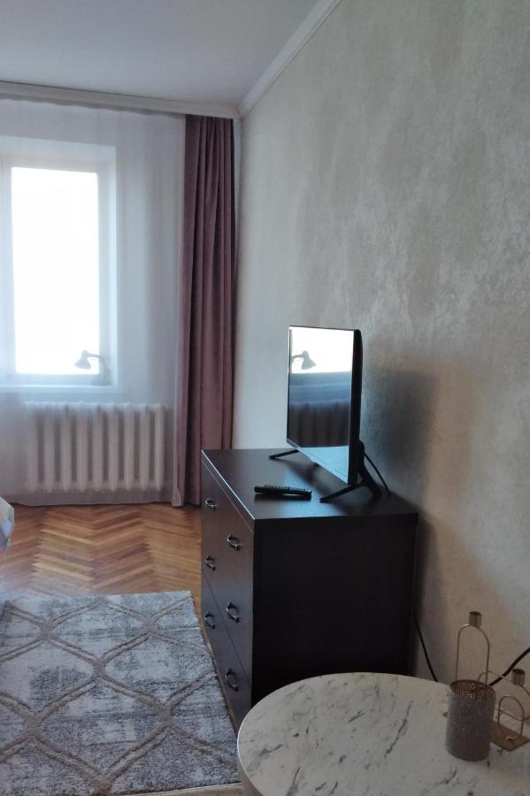 Апартаменты По Дачии Chisinau Luaran gambar